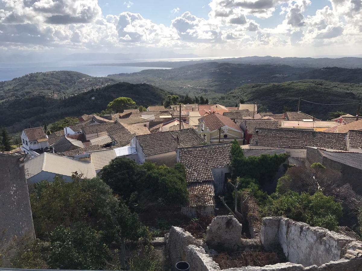 Theea Cottage - Wonderful Sea Views Chlomos Exterior foto